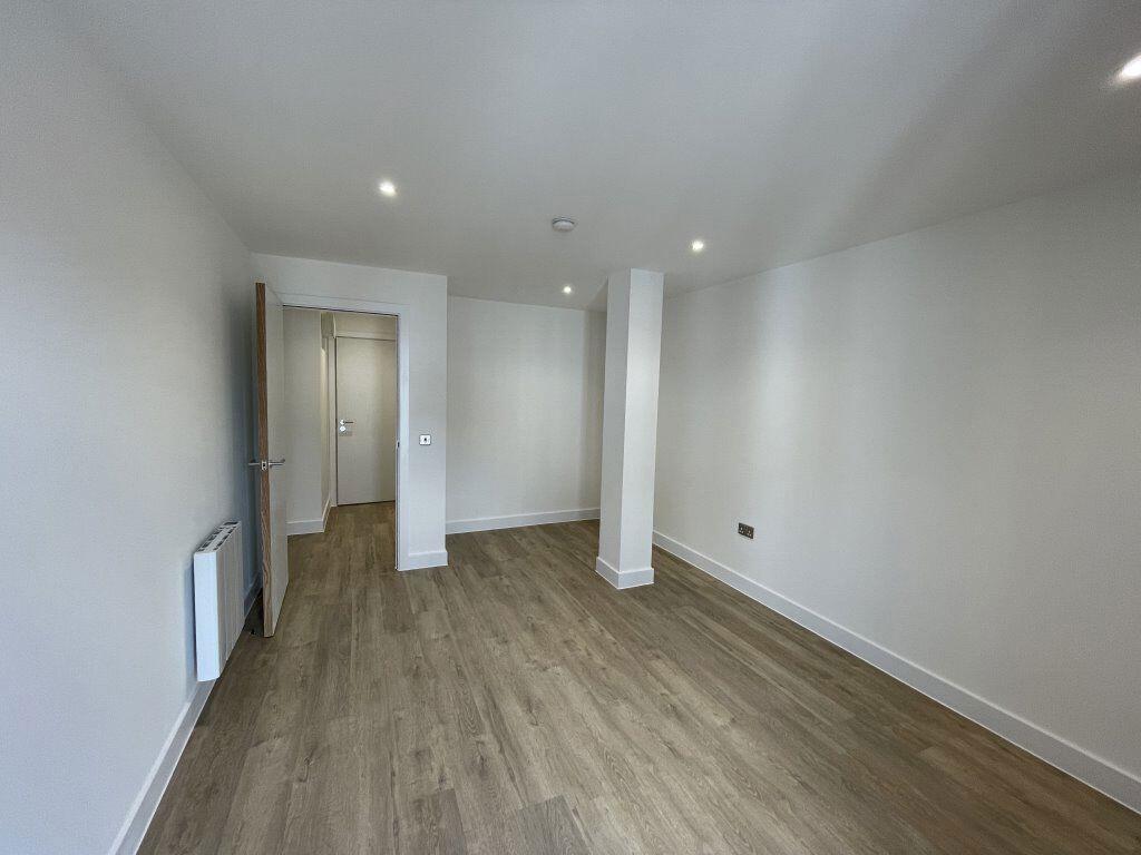 Main image of property: 324 Aspect Point, Wentworth St, PE1