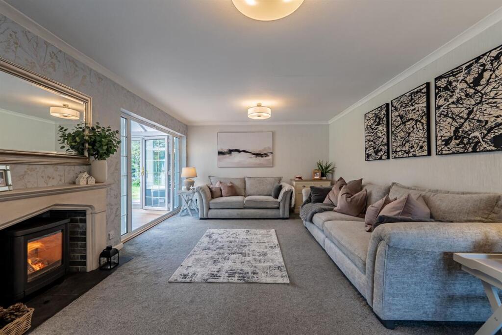 Quintessentially Bowdon, Green Courts Family Home  Location photo 5