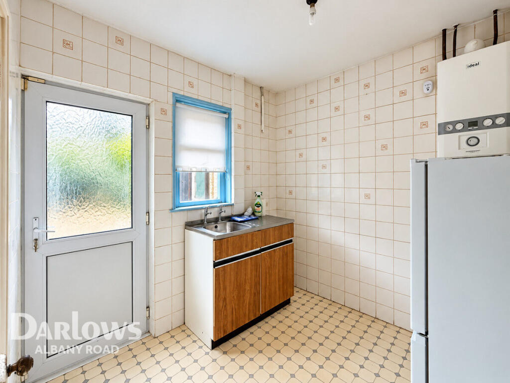 House in Cardiff, Pengam Green, Tremorfa - View 5