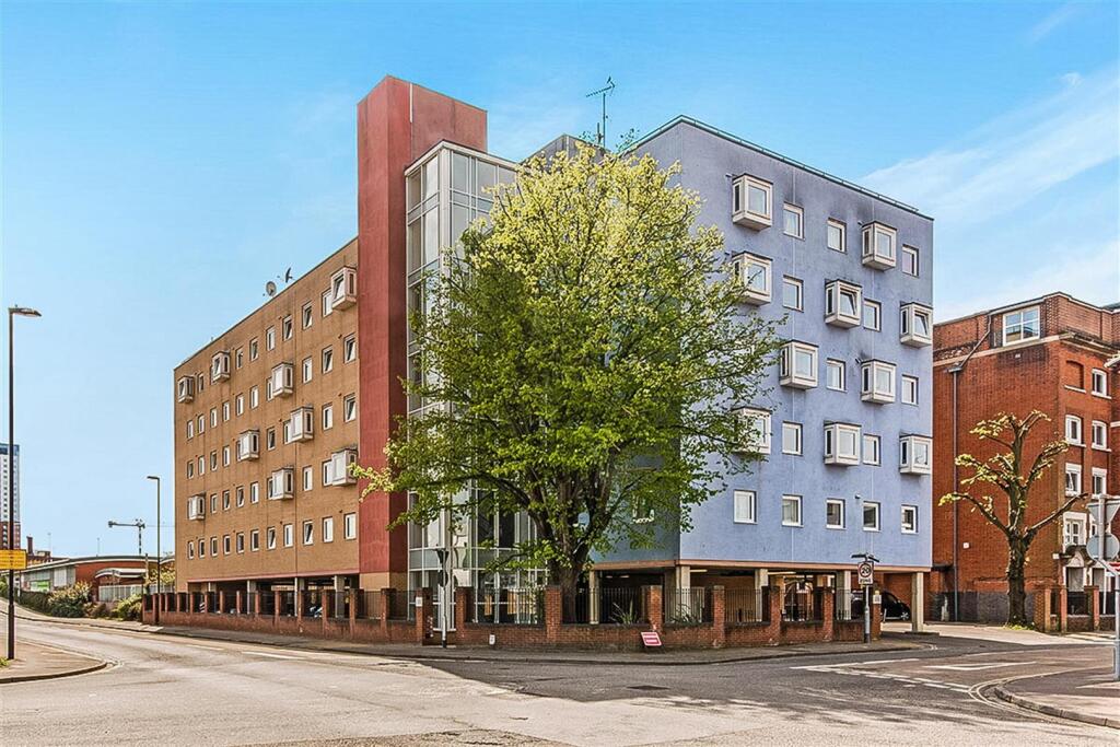 Main image of property: Chapel Annex, Anglesea Terrace, Southampton