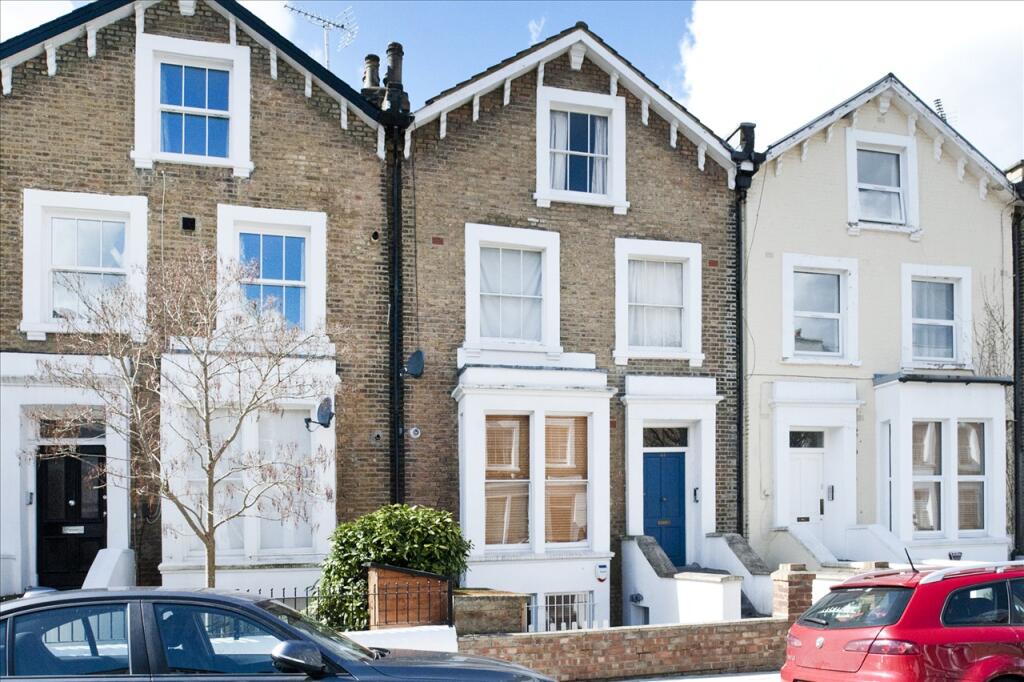 Apartment in London - More