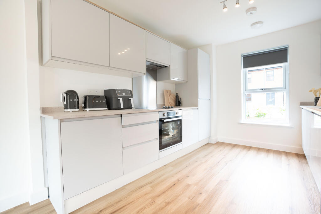 House in Nottingham - View 4