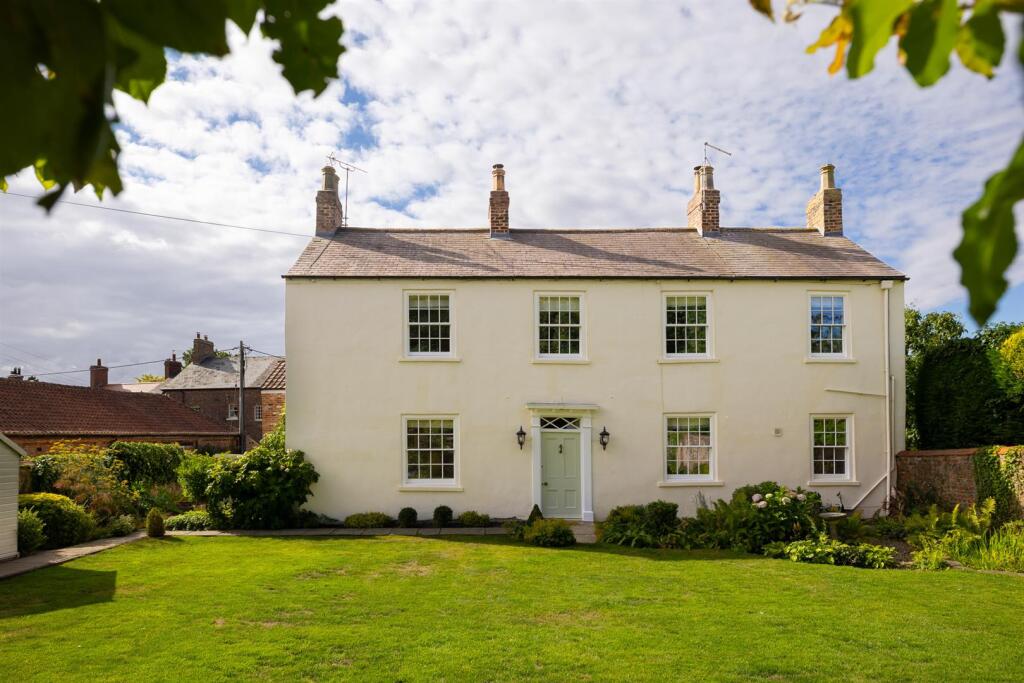 Main image of property: Old Walls, Kirk Hammerton, York