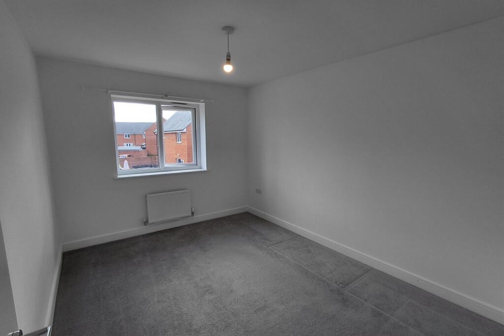 House in Exeter, Cranbrook - More