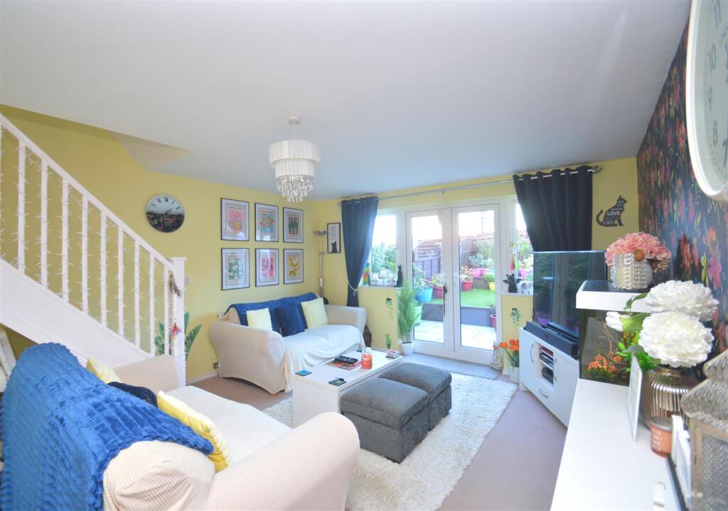 St. Wilfred Drive, East Cowes photo 4