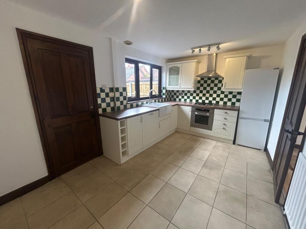 House in Stockport - View 3