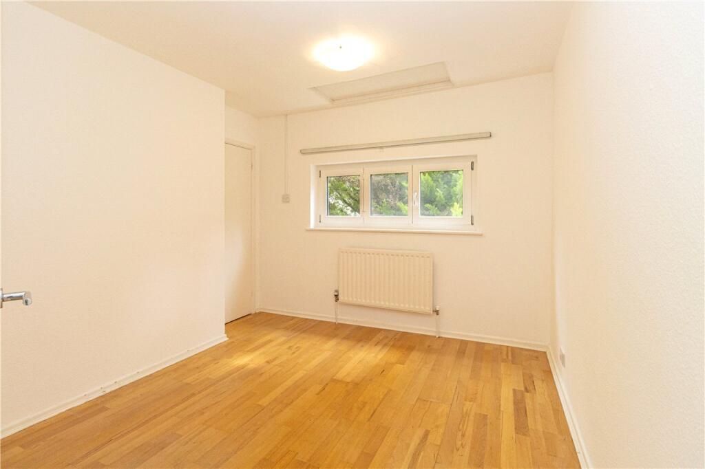 Additional image 4 of Station Road, Harpenden, AL5