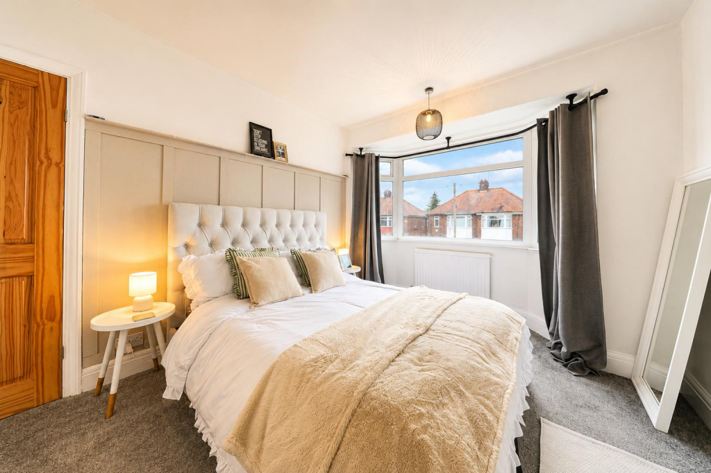 House in Hull - View 4
