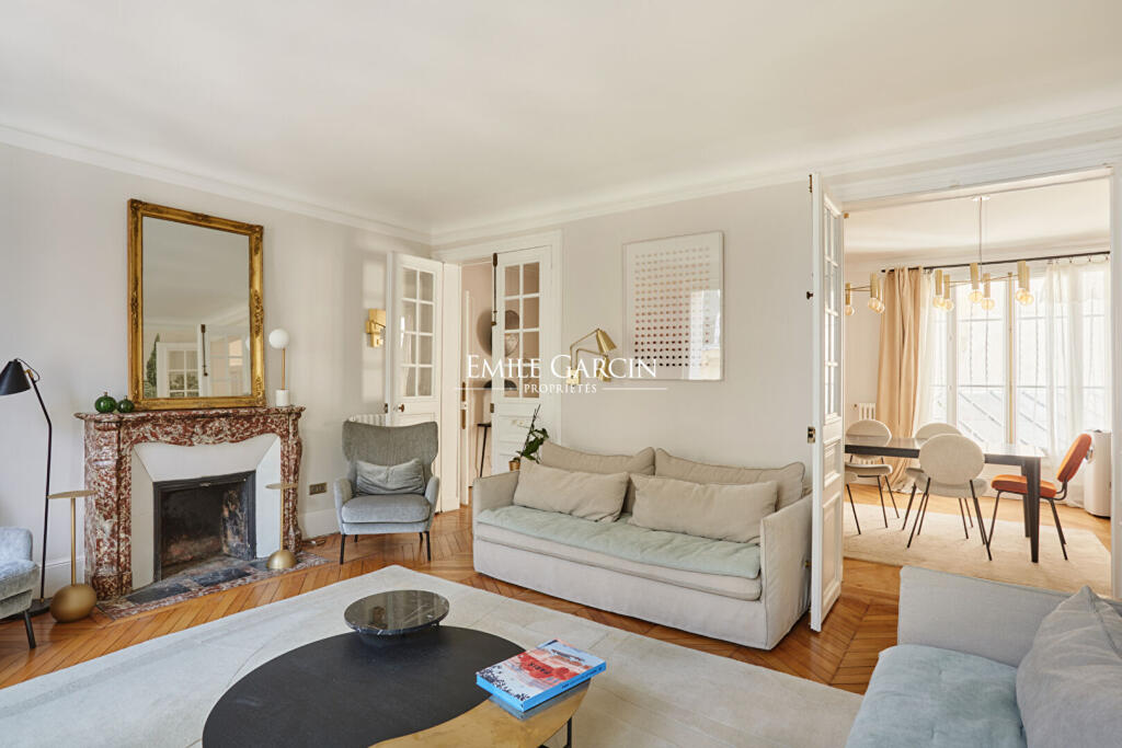 Main image of property: Paris-Isle of France, Paris, Paris 09