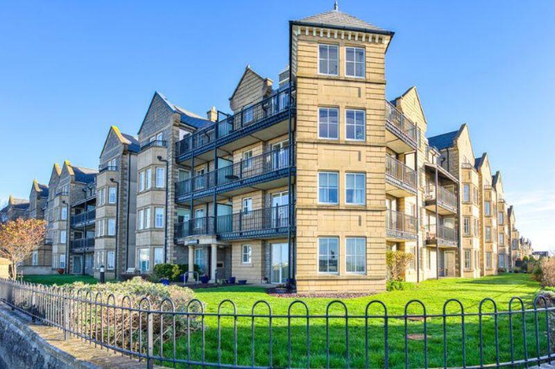 Main image of property: Beach Road, Weston super Mare - LUXURIOUS RETIREMENT FLAT