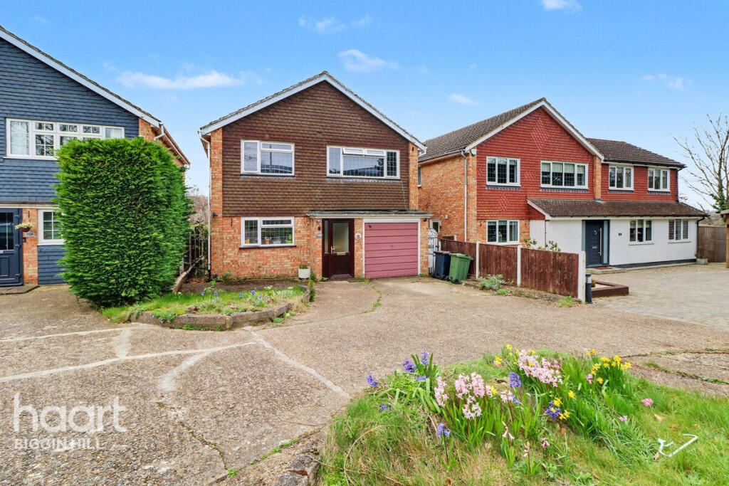 4-bed detached on Main Road, Biggin Hill, £580,000