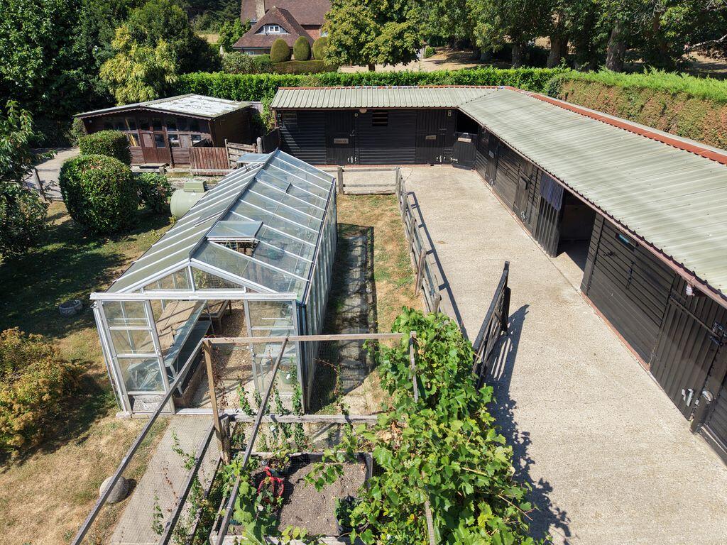 House in Guildford - View 4