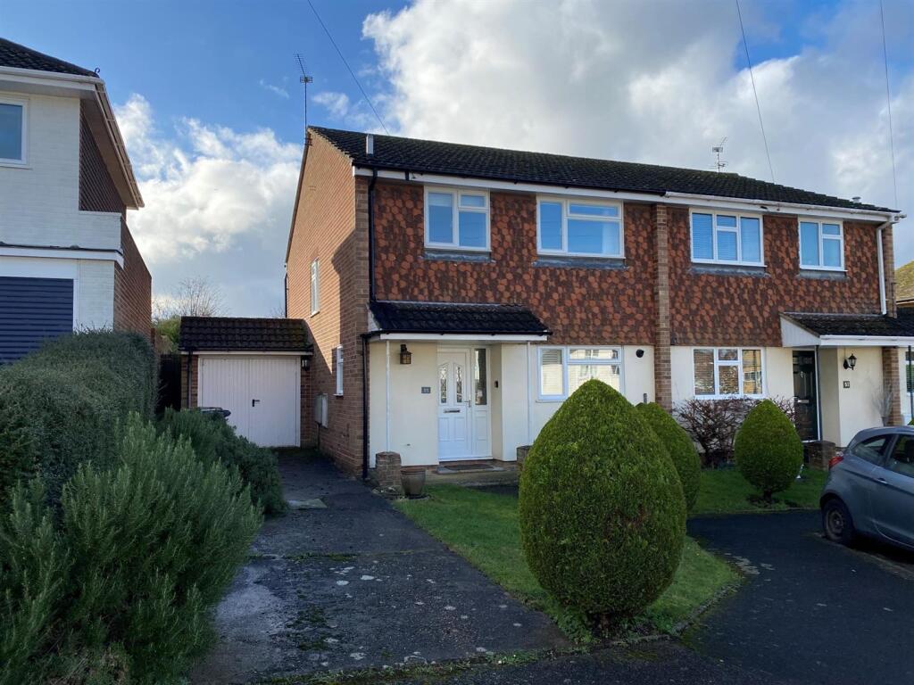 Main image of property: STRATHCONA AVENUE, LITTLE BOOKHAM, KT23