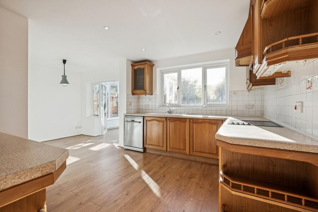 House in Milton Keynes - View 4