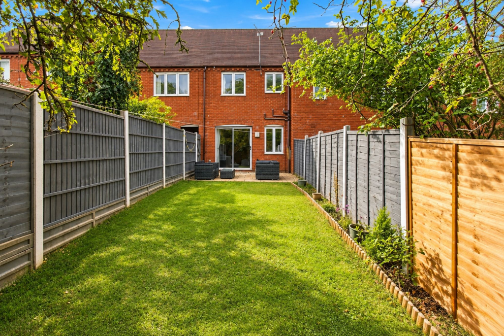 House in Worcester - View 4