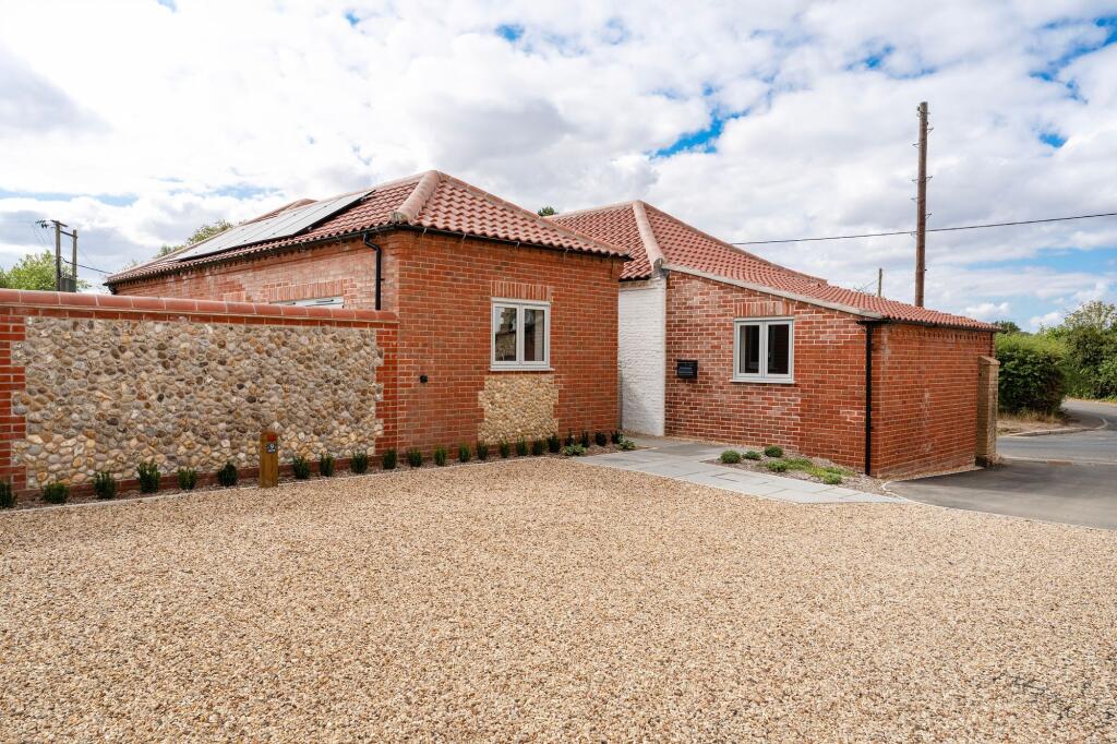 4-bed house on Lower Farm Mews, Tittleshall, £500,000
