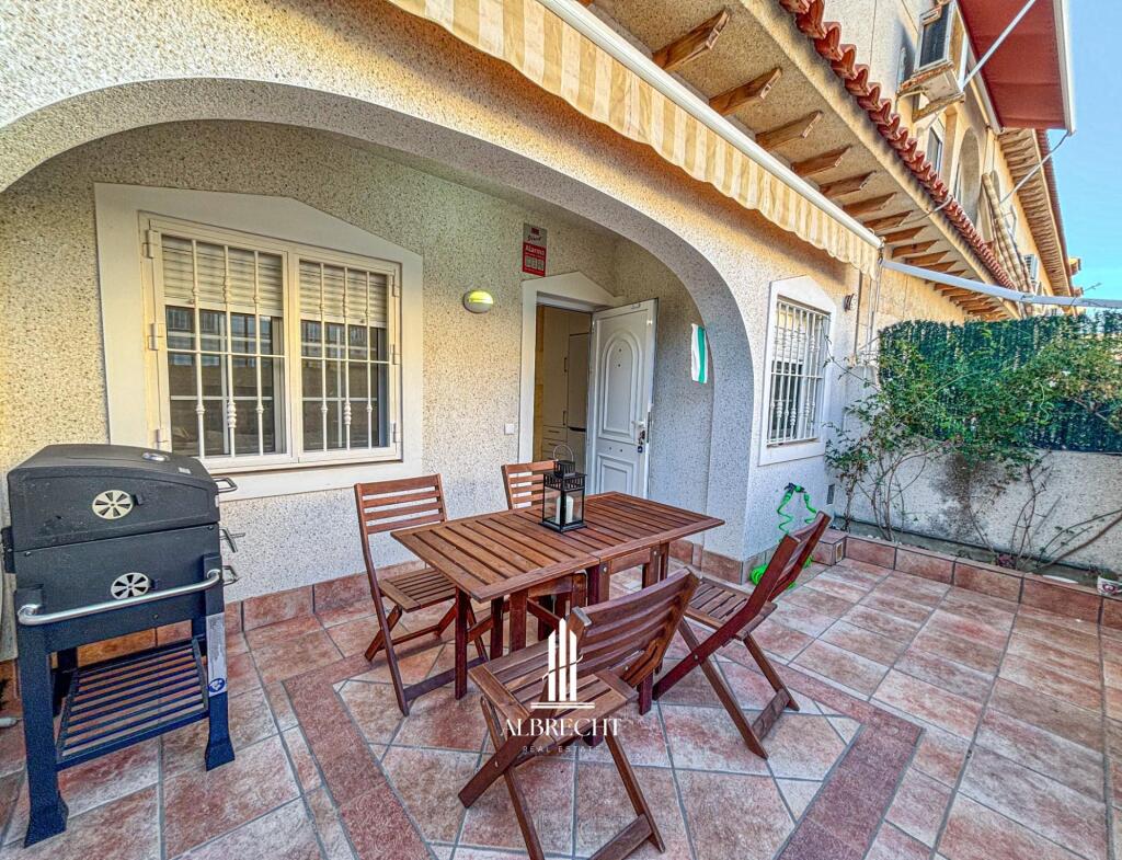 Main image of property: Valencia, Alicante, Santa Pola