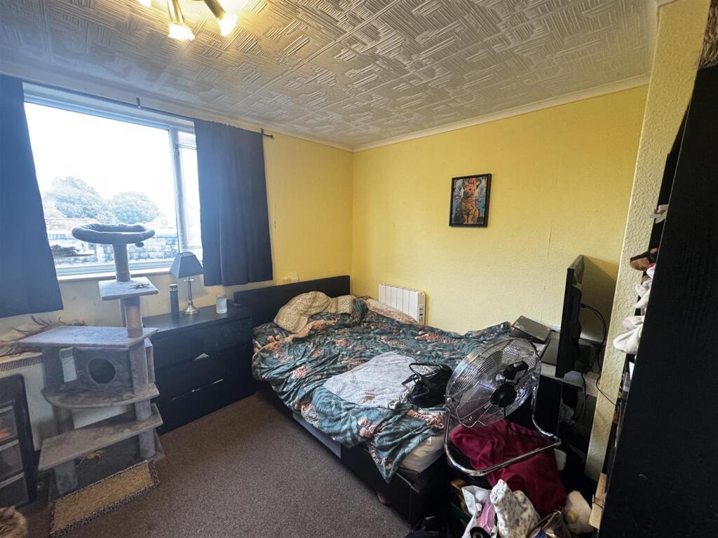 Viceroy Court, High Street South, Dunstable photo 4