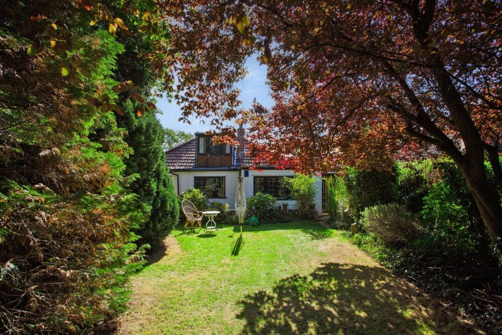 Main image of property: Richings Way, Iver, SL0