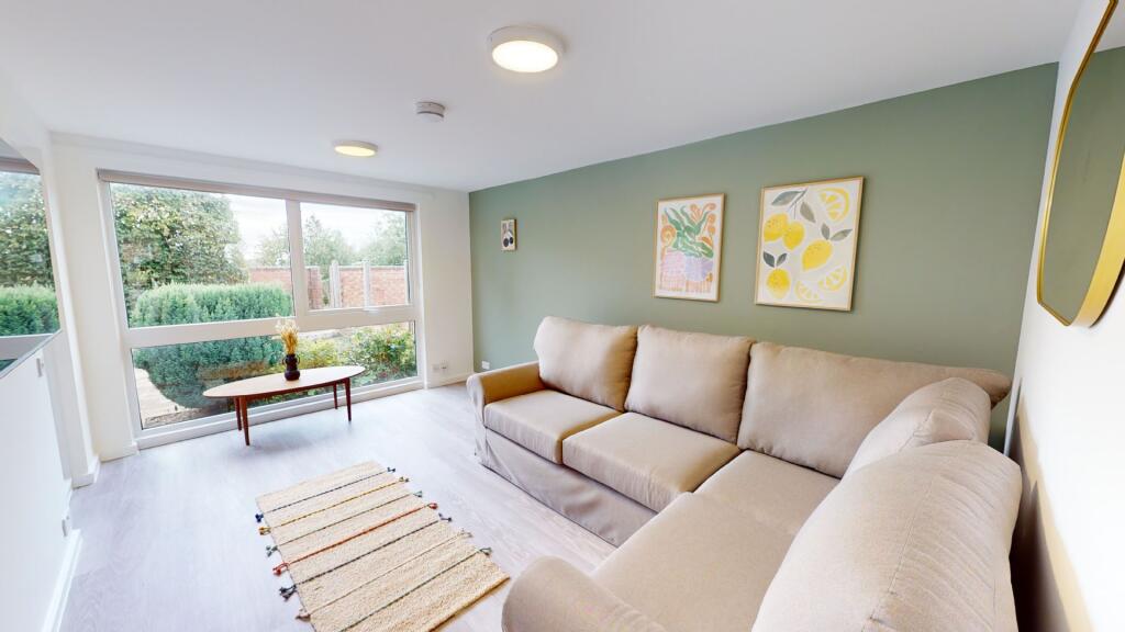 House in Exeter - View 2
