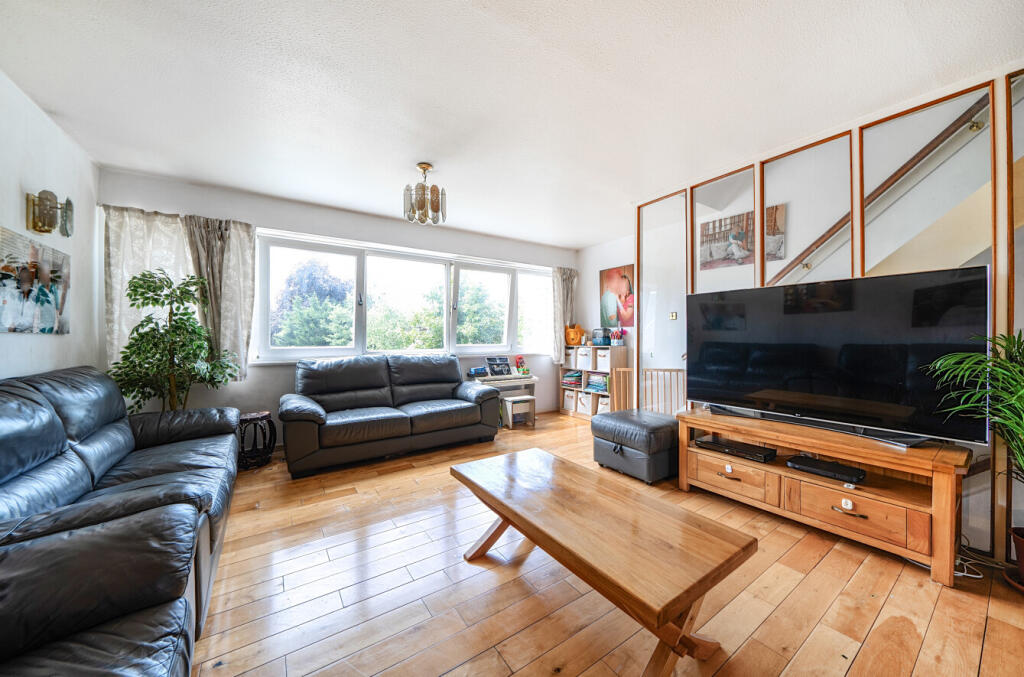 House in Elmbridge, Molesey - View 2