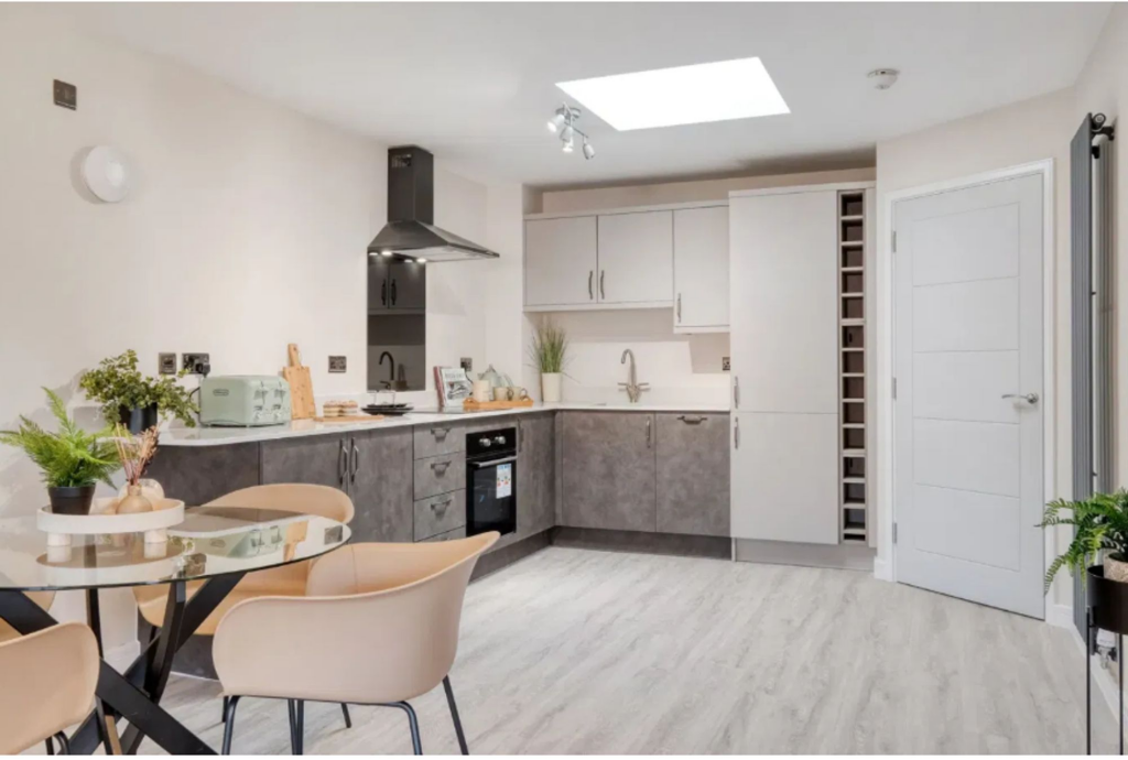 Additional image 3 of Bridge House, Kings Heath, B14