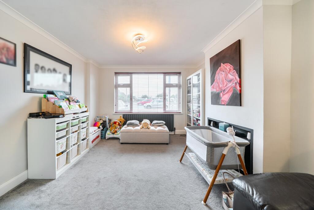 House in Denham Green, Denham - View 2