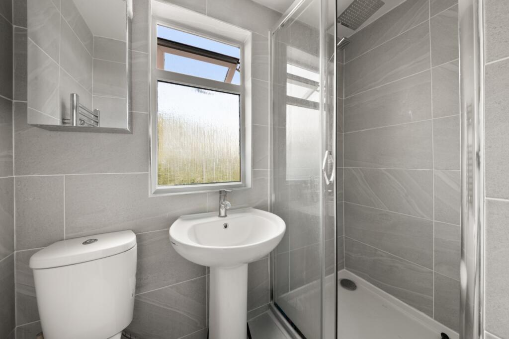 House in Southall - View 5