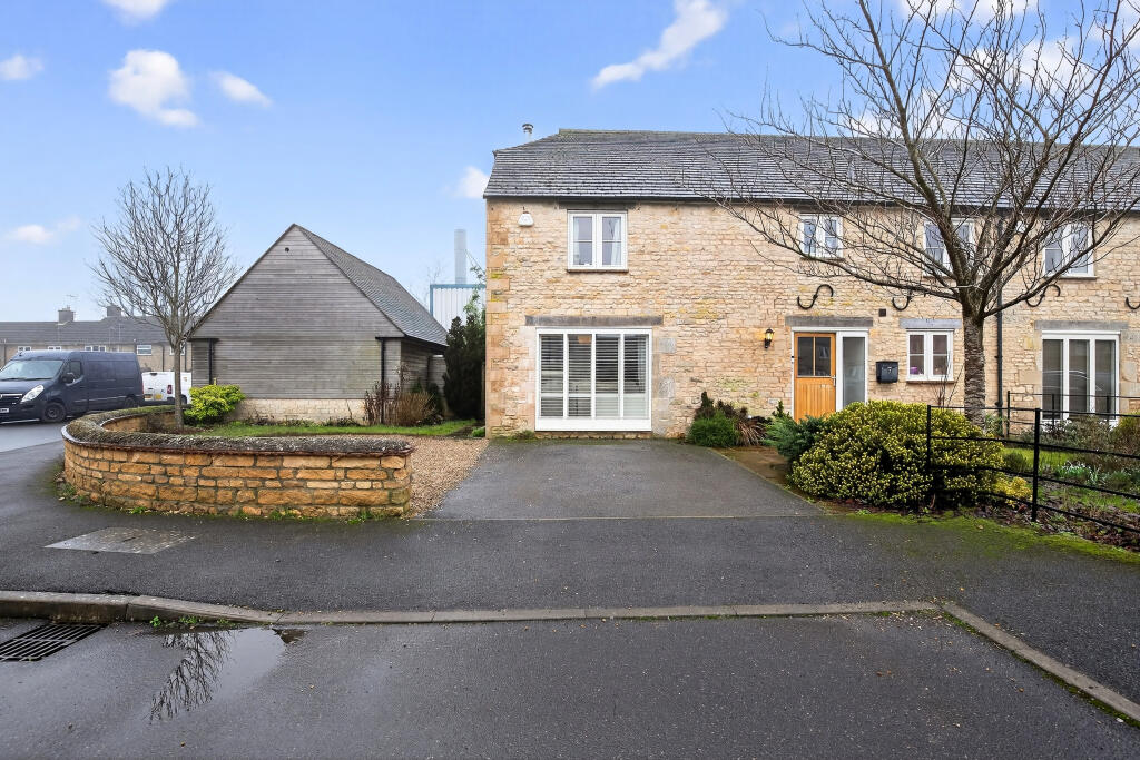 Main image of property: Jubilee Gardens, Oakham, LE15