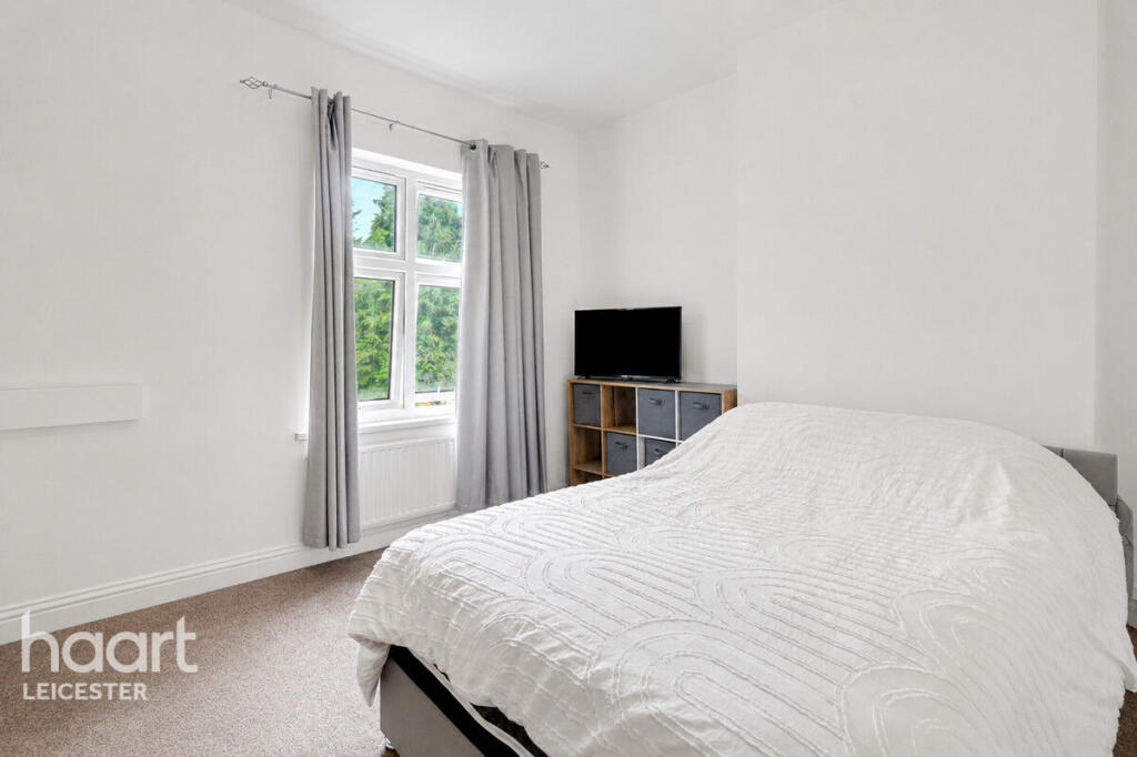 Fosse Road North, Leicester photo 4