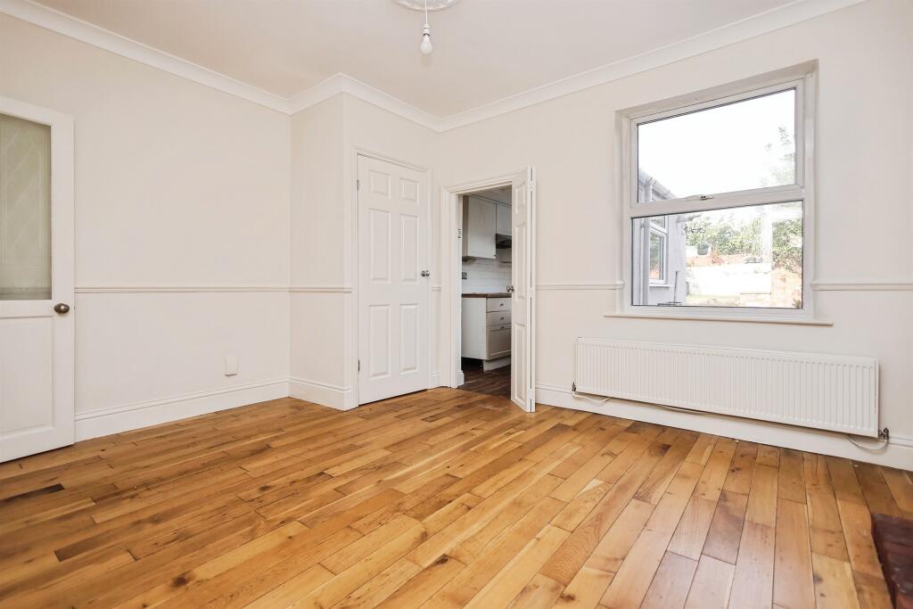 House in Dudley, West Midlands - View 5