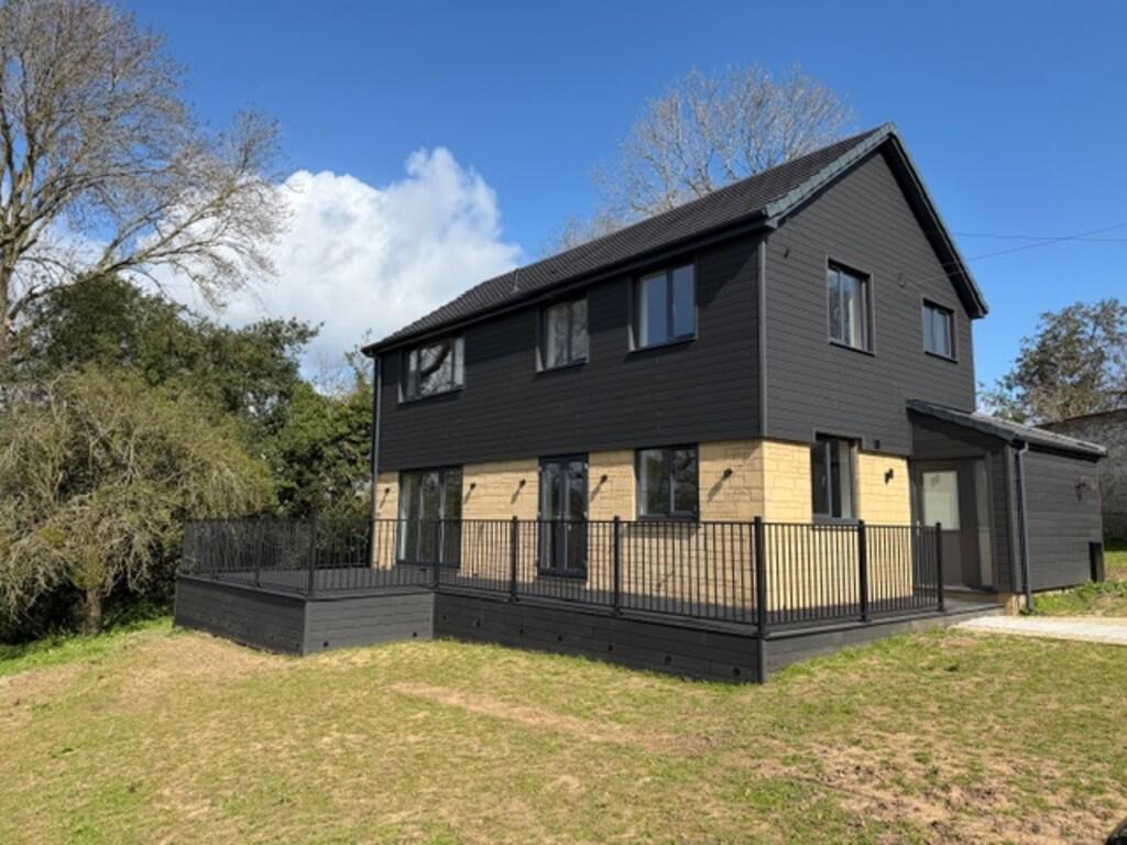 Main image of property: Gloucester Road, Rudgeway