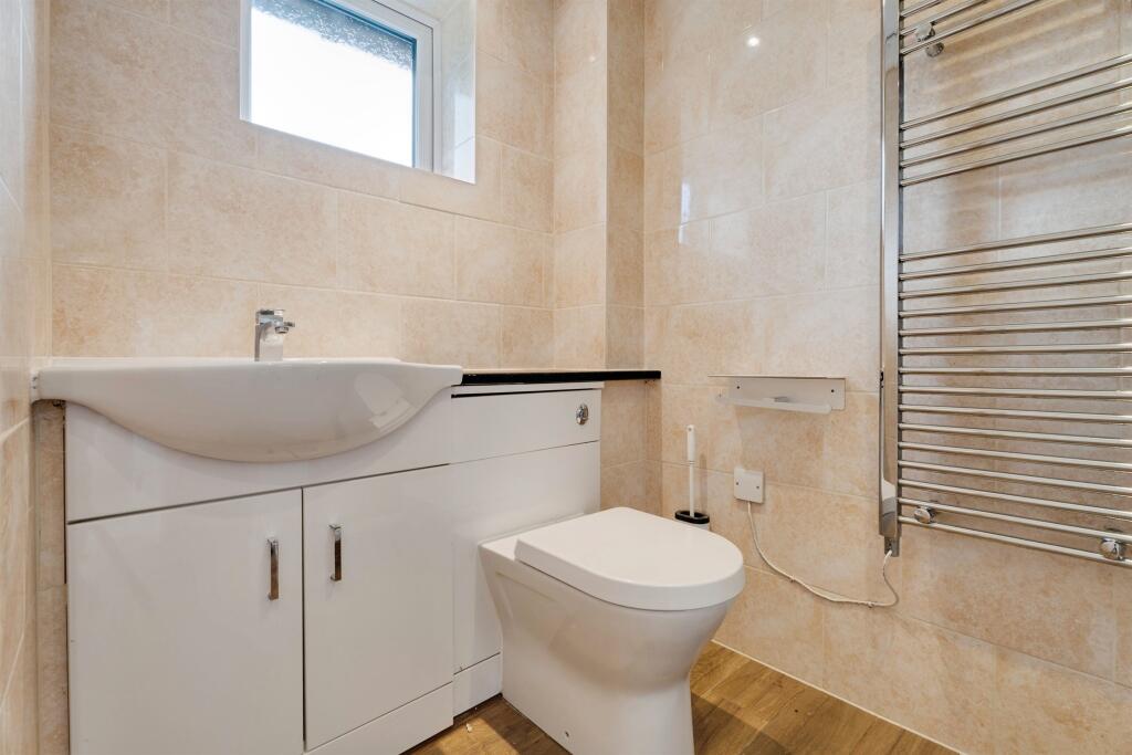 House in Mid Suffolk, Stowmarket - More