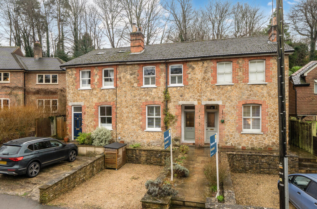 2-bed terraced on Brighton Road, Godalming, Surrey, GU7, £575,000