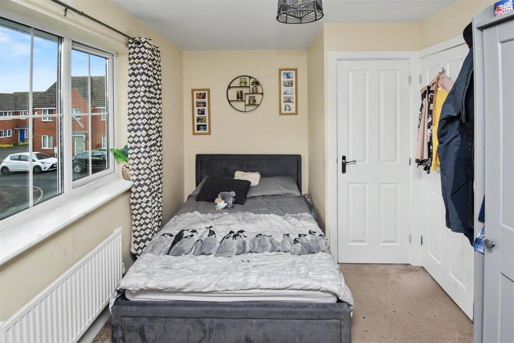 NN18 Nuthatch Close, Corby - View 6