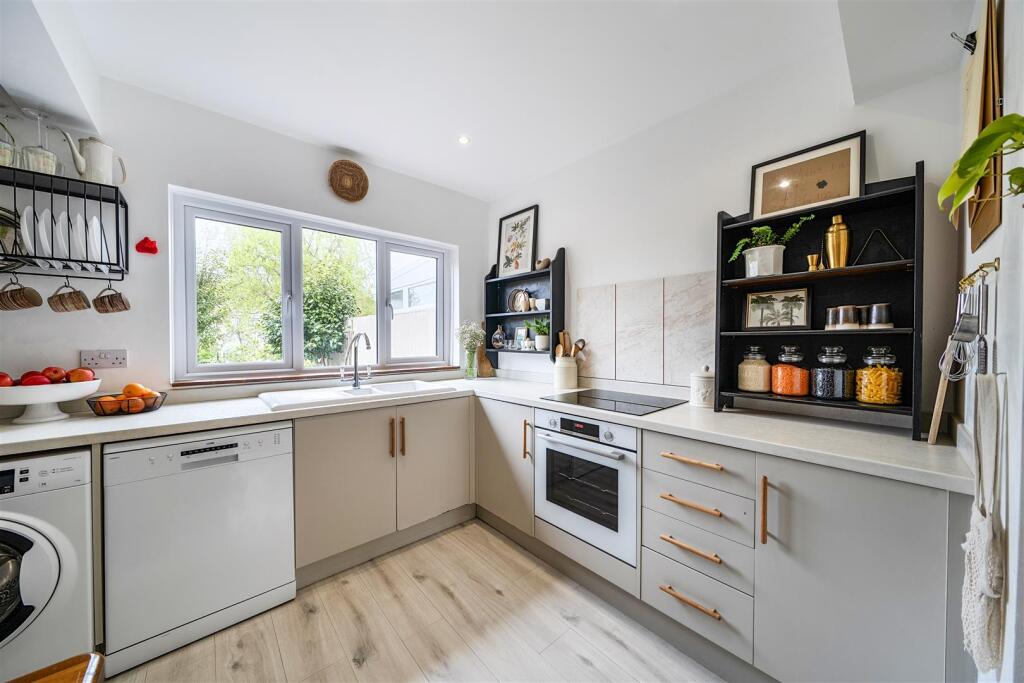Firs Avenue, Felpham - View 3
