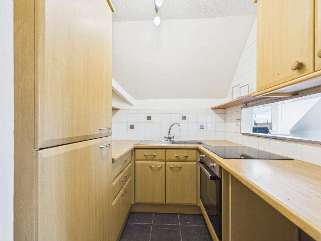 Apartment in Gloucester, Gloucestershire - More