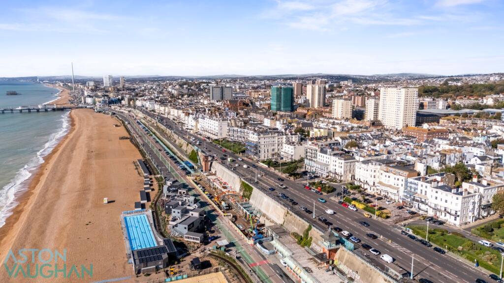2-bed flat on Crescent Place, Brighton, East Sussex, BN2, £600,000