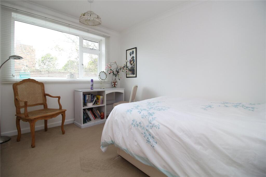 Apartment in New Forest, New Milton - View 5