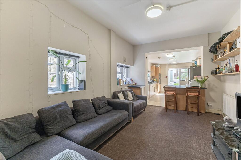 Main image of property: Rossiter Road, London, SW12