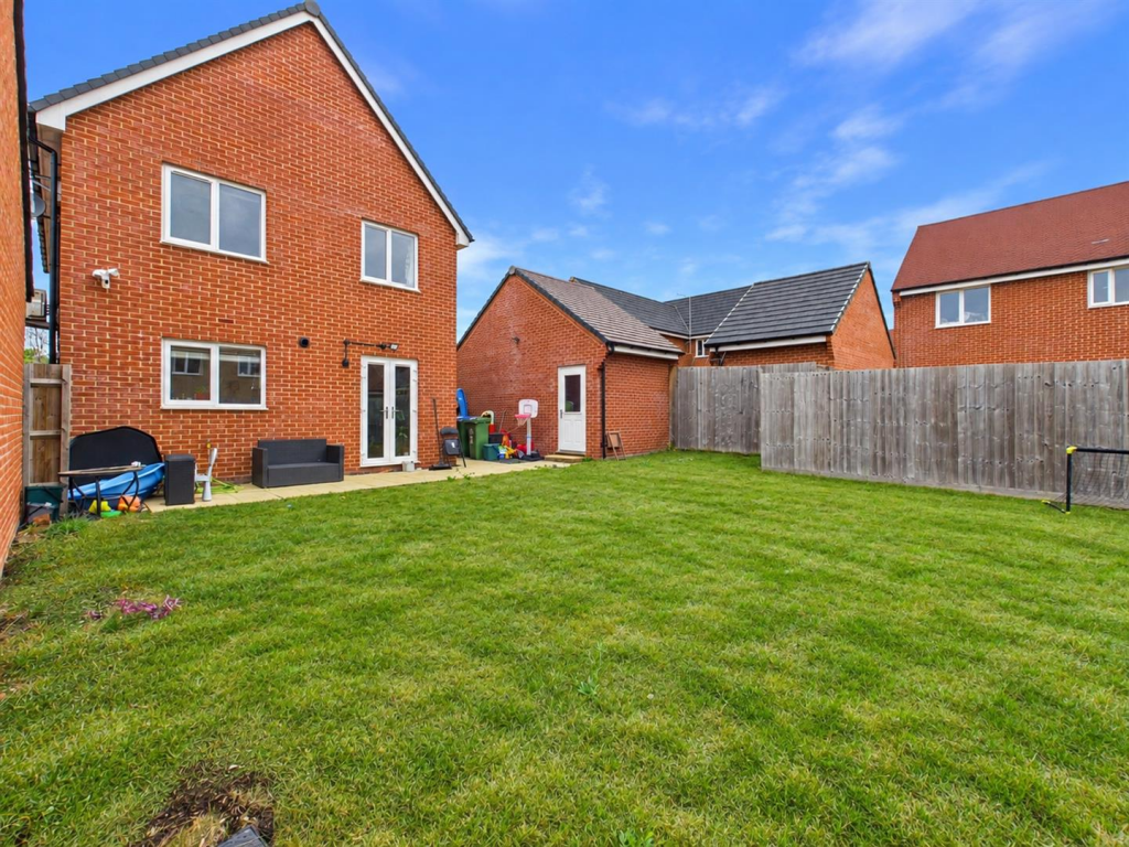 House in Hemel Hempstead - View 3