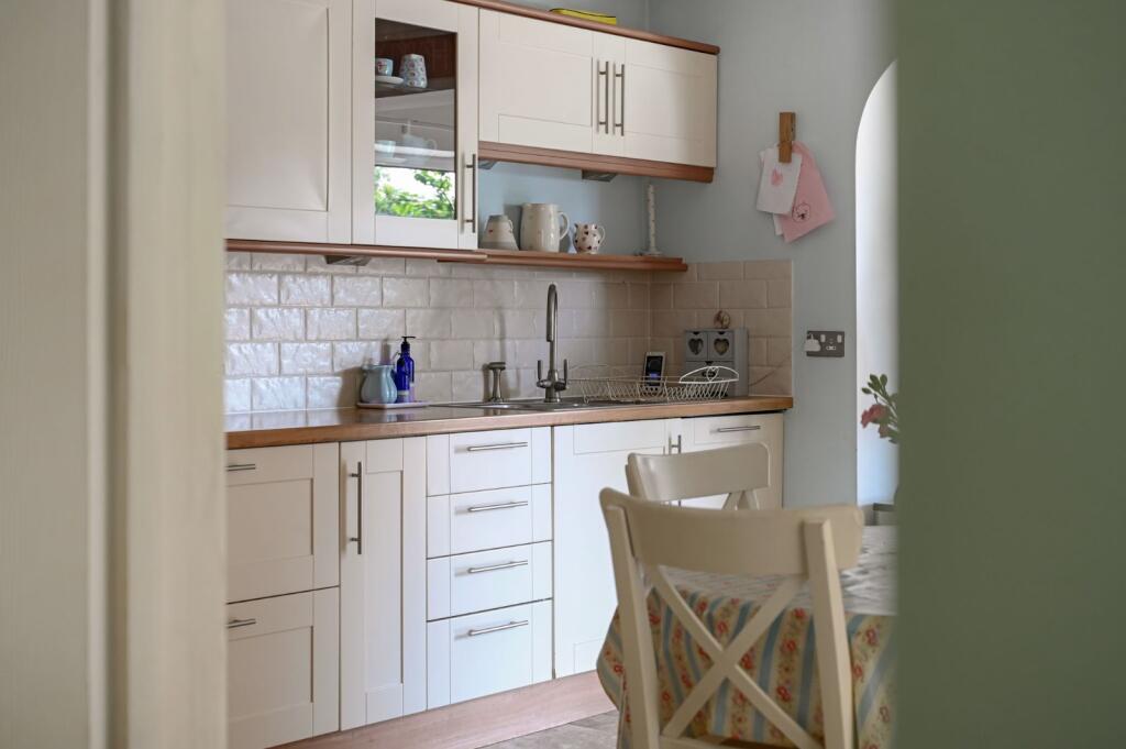 House in Tonbridge - More