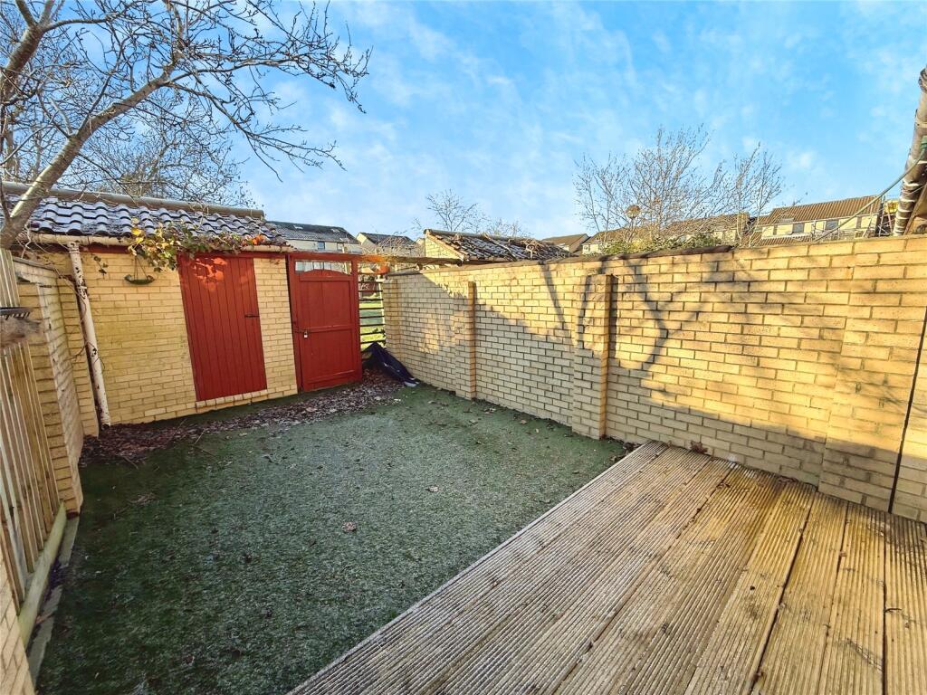 North Twelfth Street, Milton Keynes, Buckinghamshire photo 4