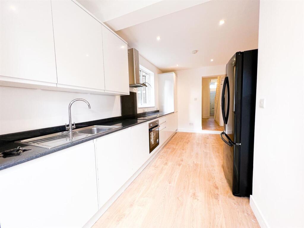 House in London, Leytonstone - View 4