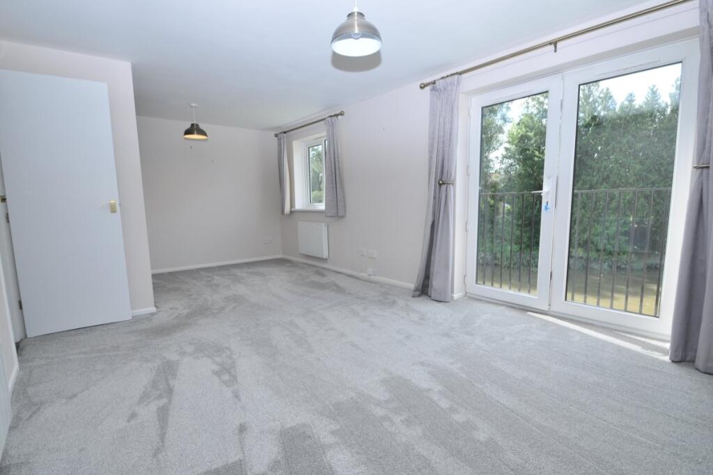 Apartment in Bristol - View 2