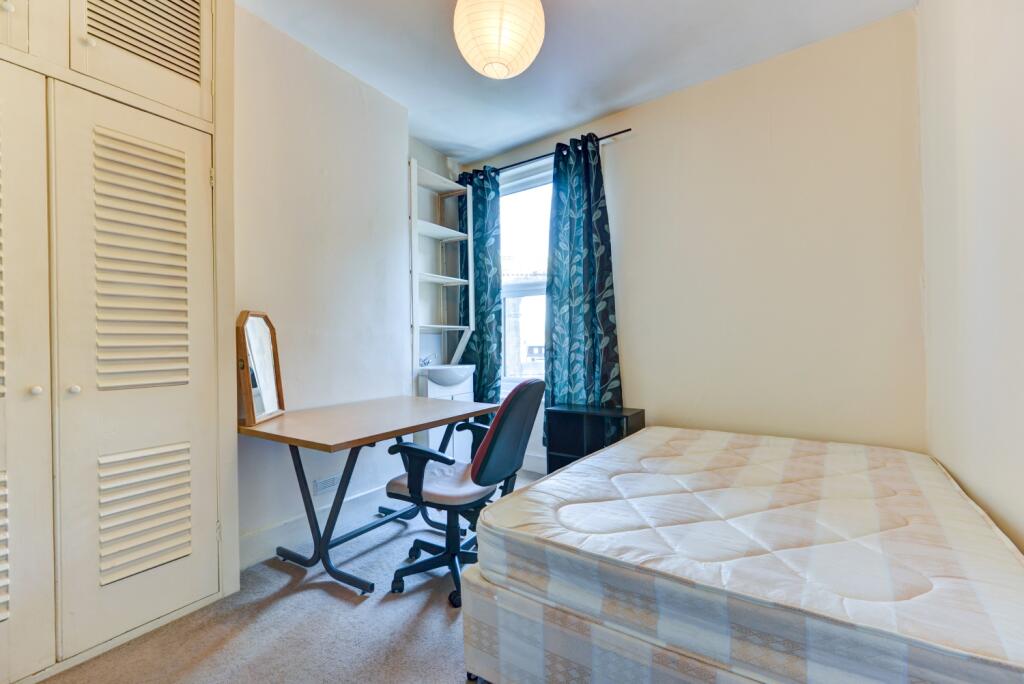 6 bedroom terraced house for rent
