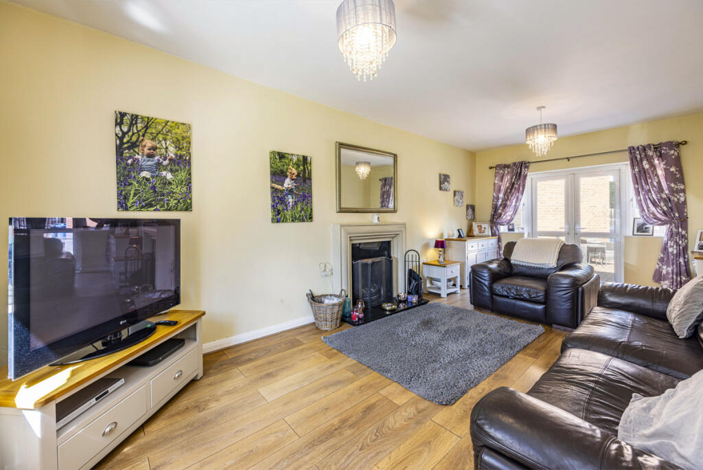 Pavilion Court, West Hallam, DE7 photo 3