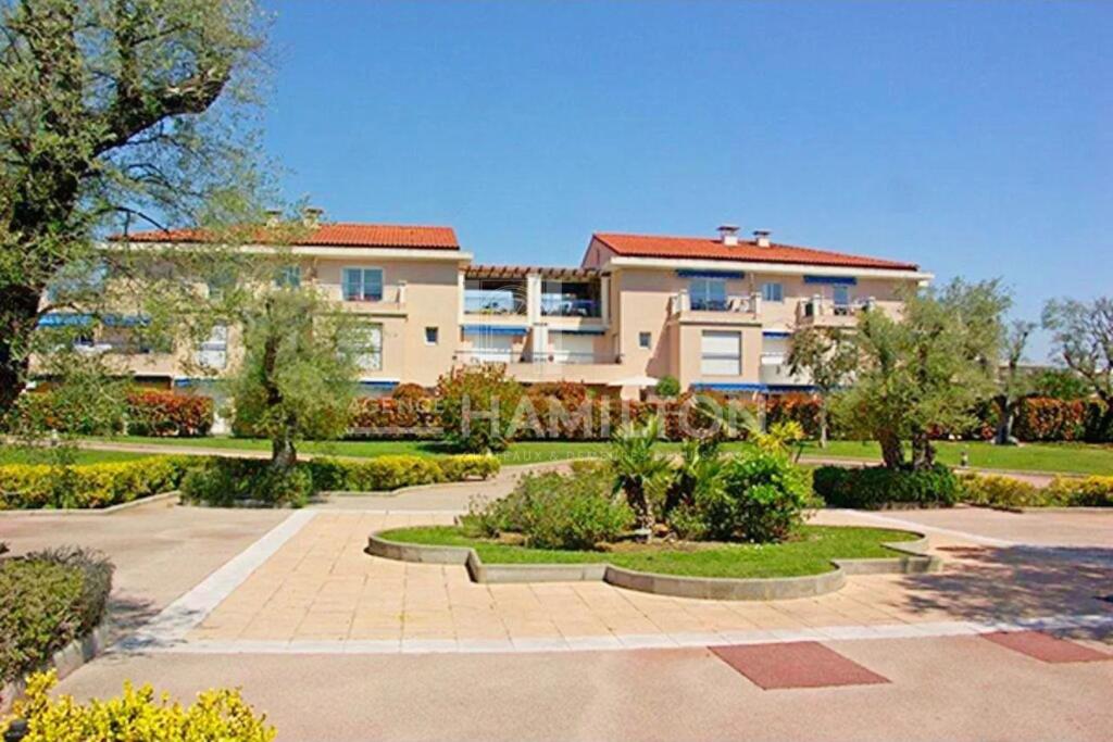 Main image of property: Provence-Alps-Cote d`Azur, Alpes-Maritimes, Antibes