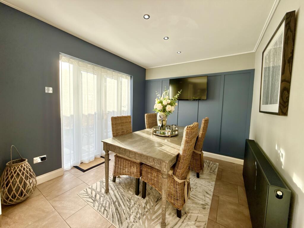 House in West Lindsey, Sudbrooke CP - View 3