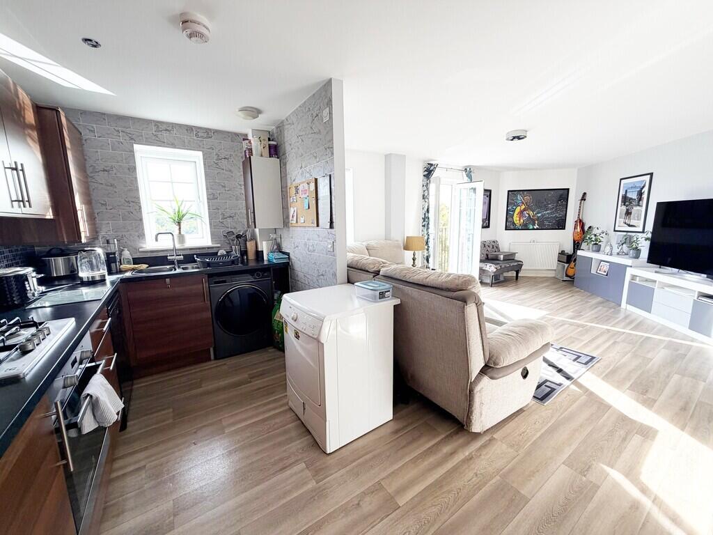 Kerridge Drive, Warrington photo 4